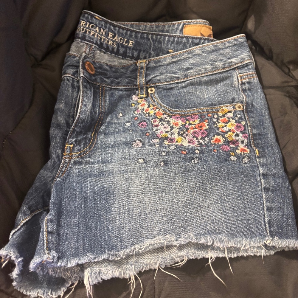 American Eagle shorts